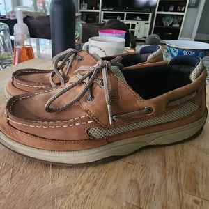 Sperry boat shoes unisex sz 6 youth